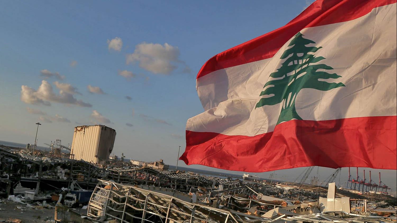 لبنان بين الدولة وحزب الله: هل اقتربت لحظة الاحتكار الشرعي للسلاح؟ لبنان بين الدولة وحزب الله: هل اقتربت لحظة الاحتكار الشرعي للسلاح؟