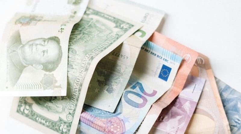 العقوبات الأمريكية تبني عالماً ما بعد الدولار العقوبات الأمريكية تبني عالماً ما بعد الدولار