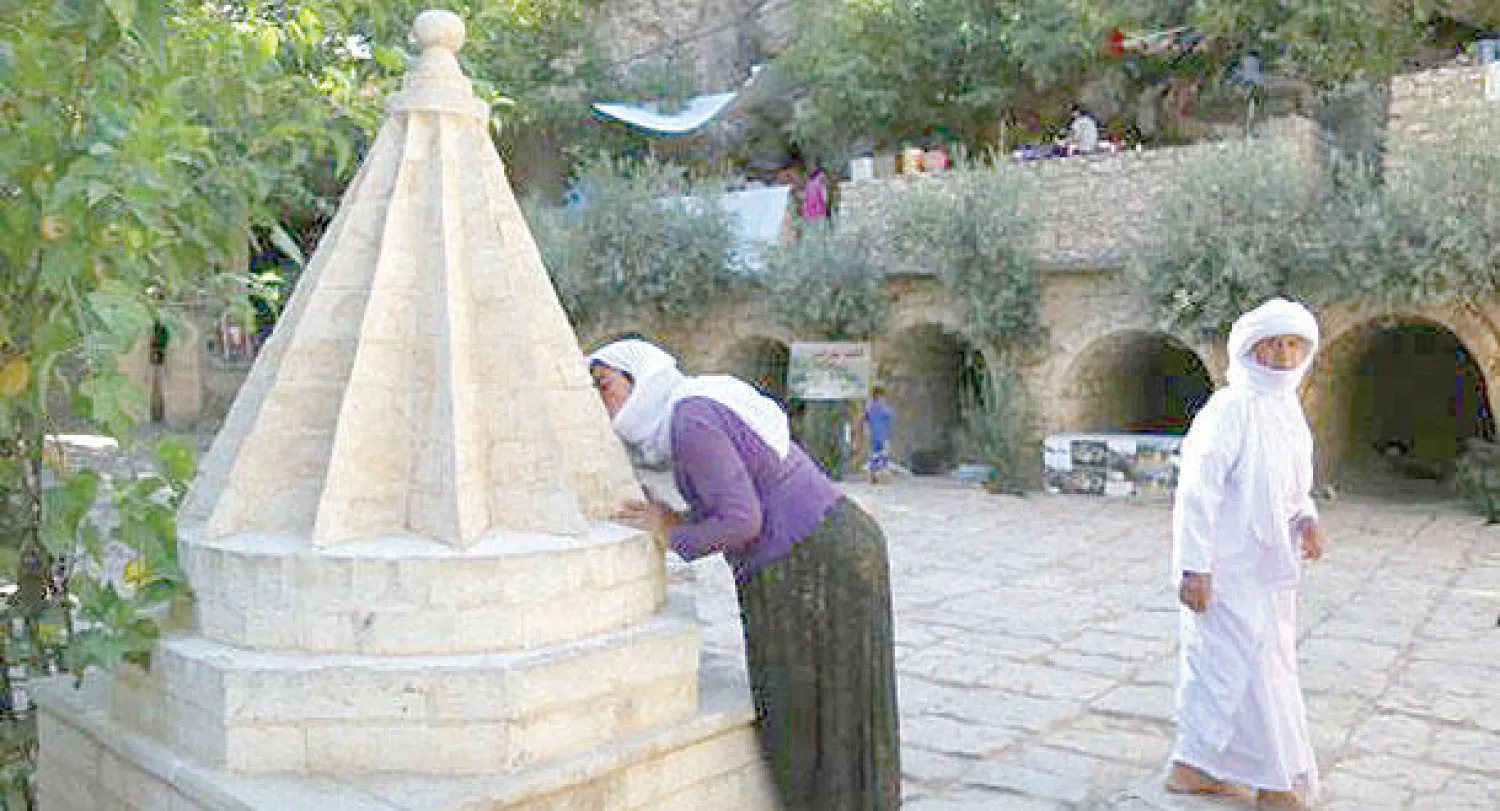 الإيزيديون.. ديانة موغلة في القدم وذاكرة مثقلة بالإبادات
