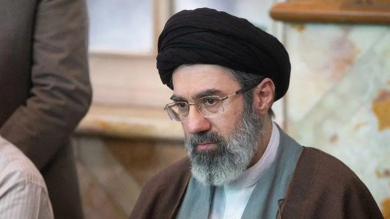 خلافة المرشد الأعلى في إيران بين الحرب وإعادة تشكيل السلطة خلافة المرشد الأعلى في إيران بين الحرب وإعادة تشكيل السلطة