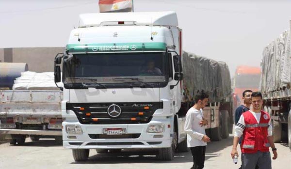 أونروا تدعو للسماح بإدخال المساعدات إلى غزة: لوازم الإيواء في المستودعات ويُمنع دخولها