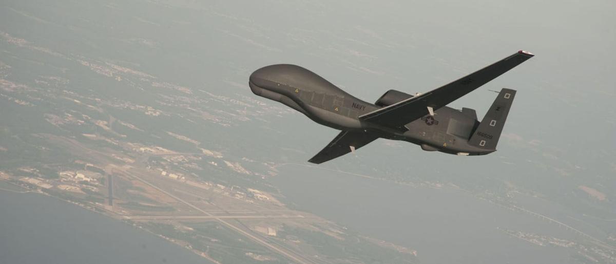 الطائرات الأمريكية فوق غزة: من المراقبة التقنية إلى التحكّم الميداني في اتفاق وقف إطلاق النار